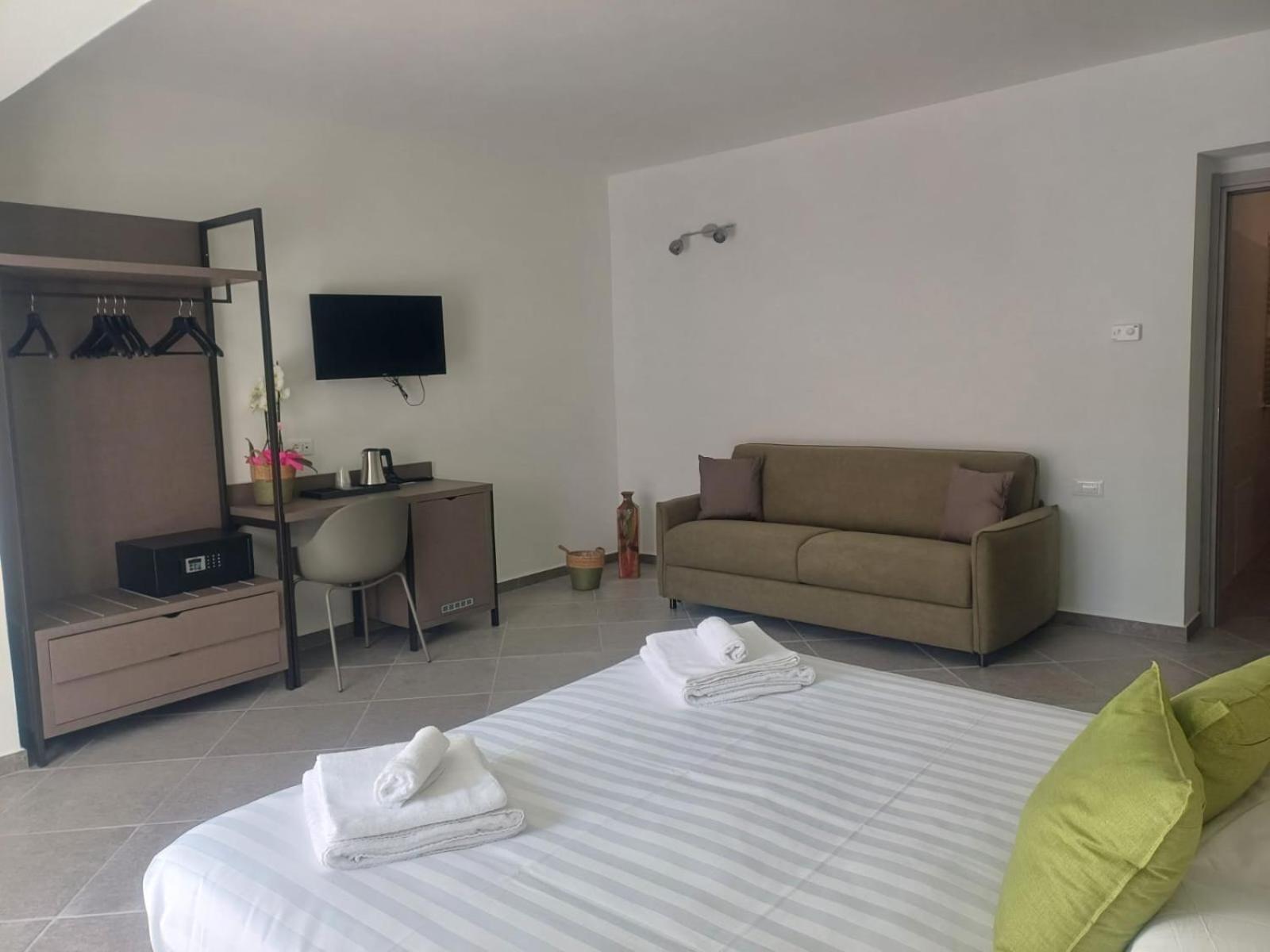 Domo Annalisa Hotel Tortolì Buitenkant foto