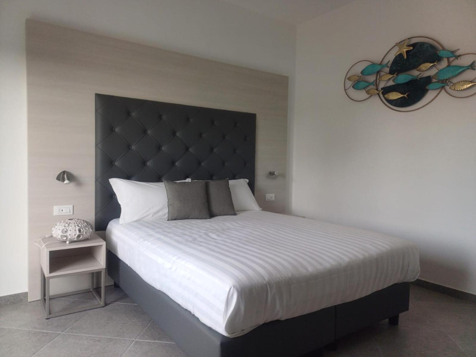 Domo Annalisa Hotel Tortolì Buitenkant foto